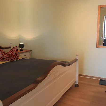 Seerose Mit Terrasse