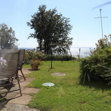 Seerose Mit Terrasse Sassnitz