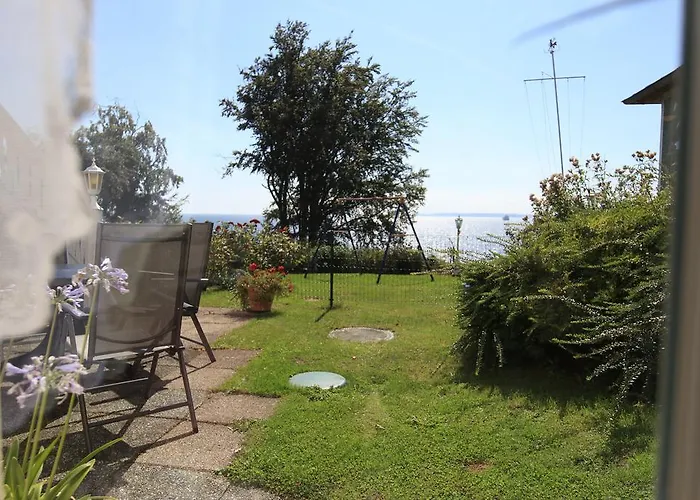 Seerose Mit Terrasse Sassnitz