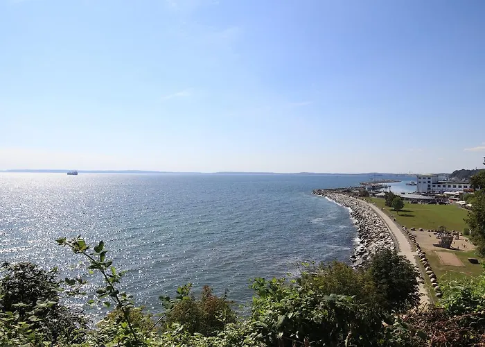 Villa Seerose Mit Terrasse Sassnitz